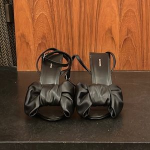 Balenciaga Black Pumps